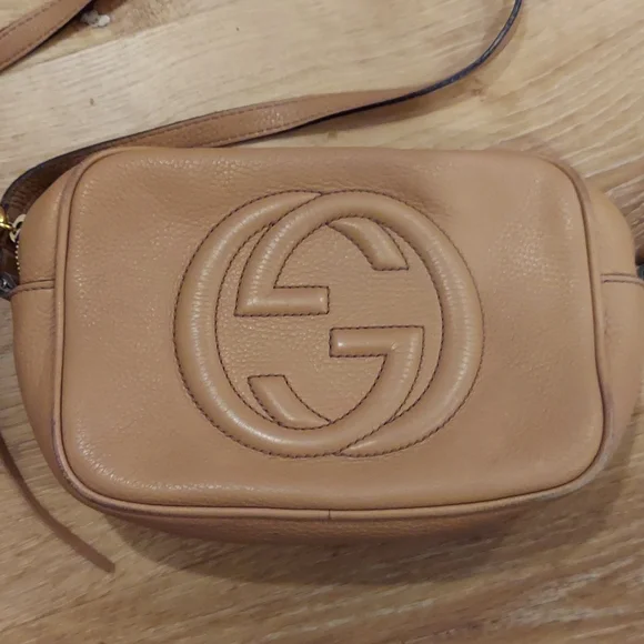 Gucci Tan Leather Crossbody Bag - Picture 2 of 16